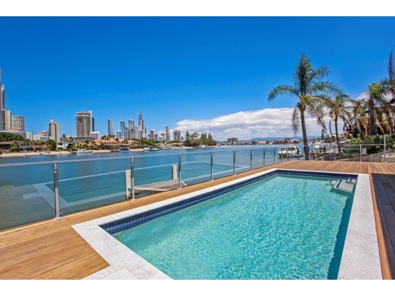 Paradise Waters QLD 4217
