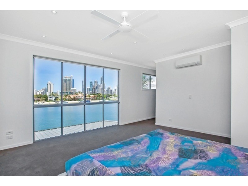 Paradise Waters QLD 4217