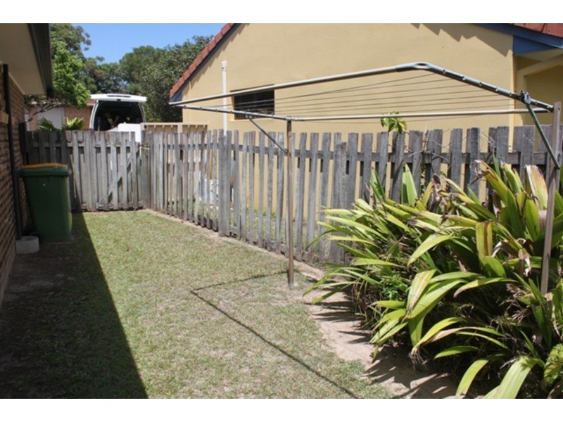 1/6 Corunna Crescent, Ashmore QLD 4214