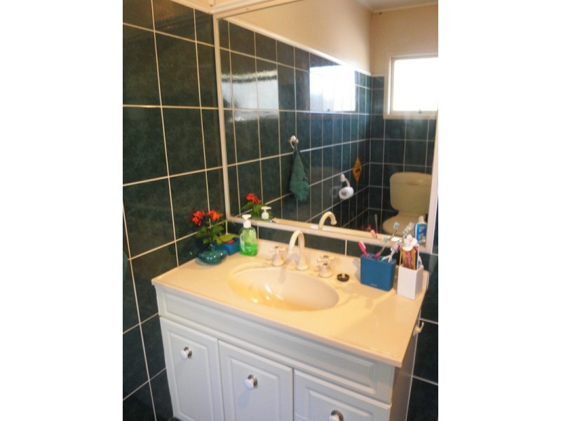 78 Brisbane Road, Labrador QLD 4215