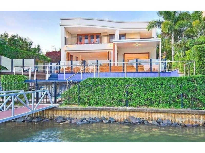 Isle Of Capri QLD 4217