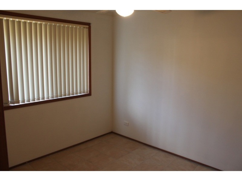 1/2 Inchcape Crescent, Ashmore QLD 4214