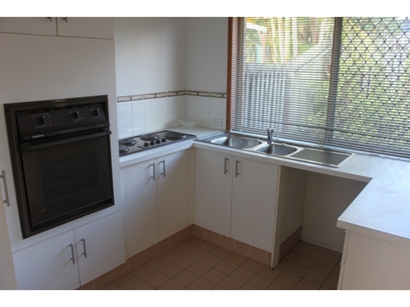 1/2 Inchcape Crescent, Ashmore QLD 4214