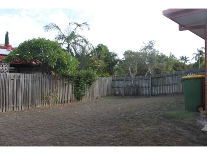 1/2 Inchcape Crescent, Ashmore QLD 4214