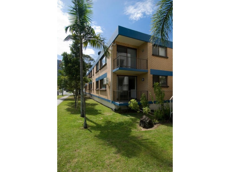 4/16 Andrews Street, Southport QLD 4215