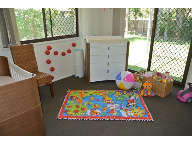 32 golden Crescent, Southport QLD 4215