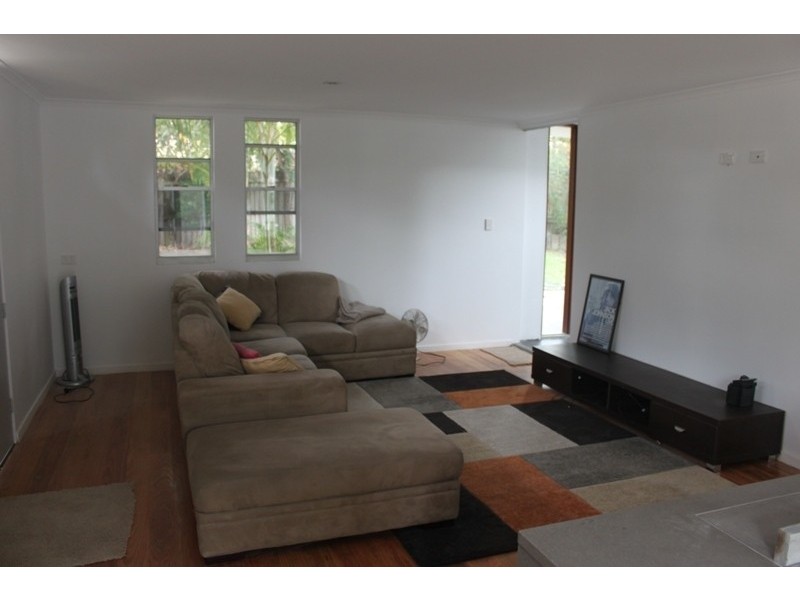 130 Falconer Street, Southport QLD 4215