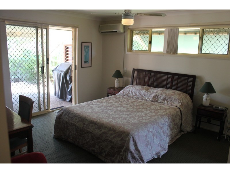 13 Maidstone Place, Parkwood QLD 4214