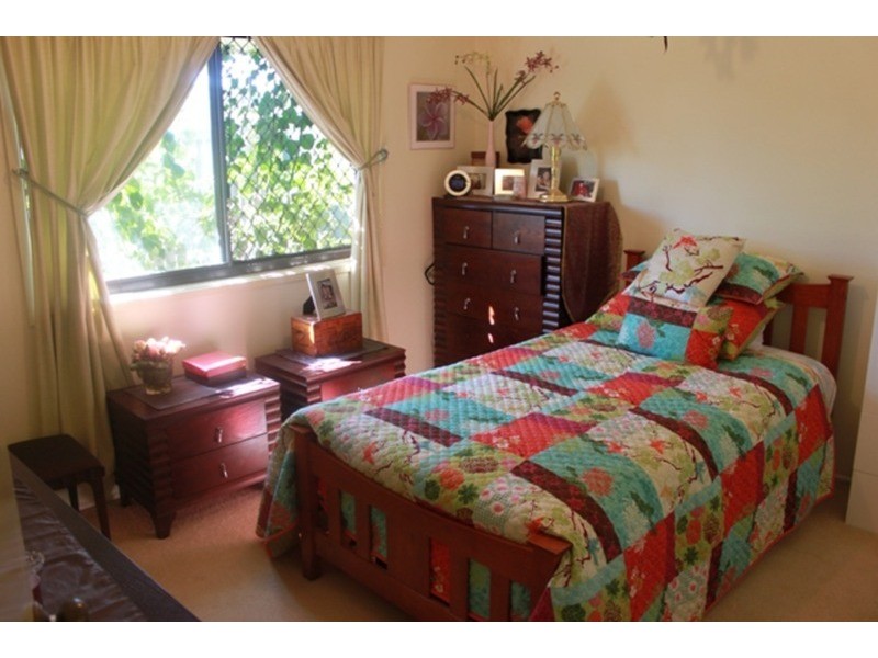 19 Warratina Street, Labrador QLD 4215