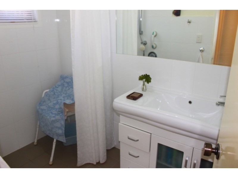 19 Warratina Street, Labrador QLD 4215