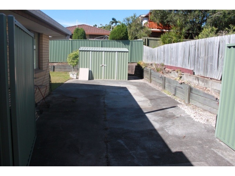 19 Warratina Street, Labrador QLD 4215