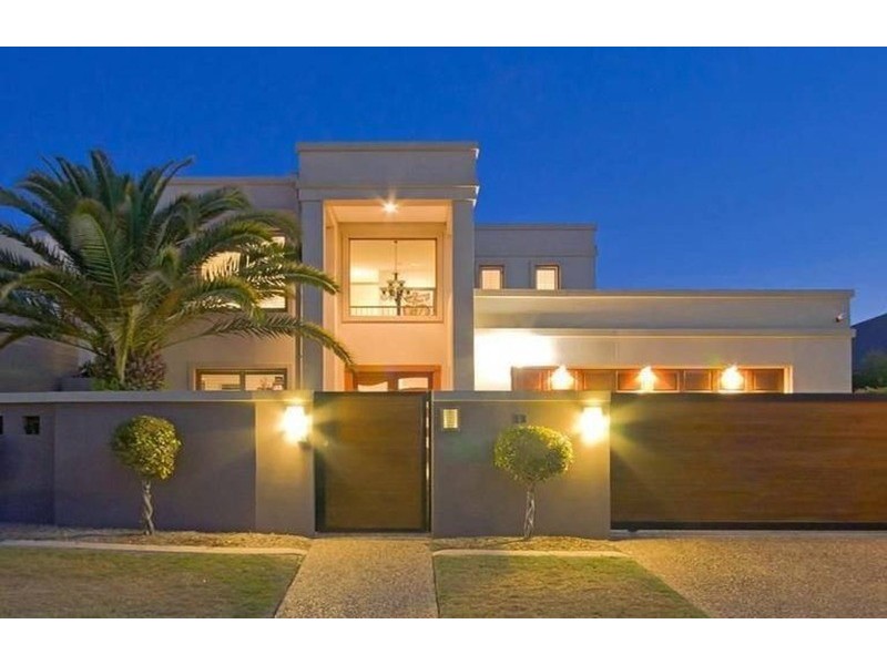 Isle Of Capri QLD 4217