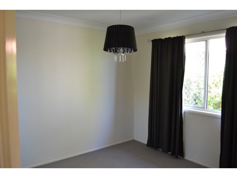 1/5 Tanias Place, Labrador QLD 4215