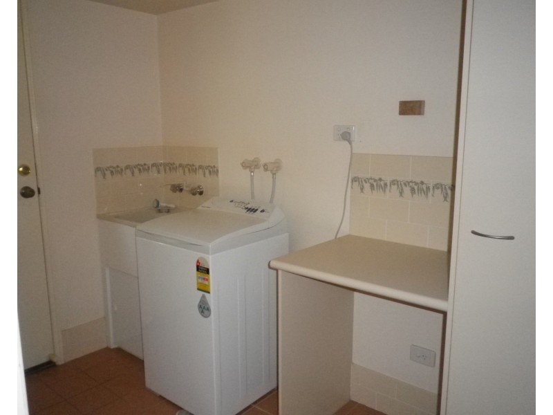 15 Cherry Hill Crescent, Parkwood QLD 4214