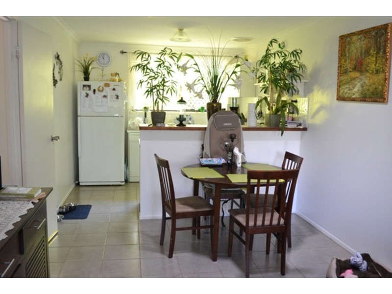 8/11 Hoya Court, Labrador QLD 4215