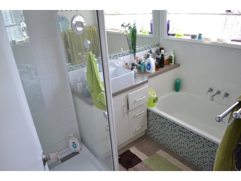 8/11 Hoya Court, Labrador QLD 4215