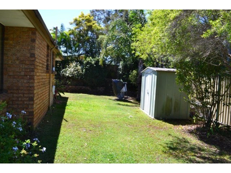8/11 Hoya Court, Labrador QLD 4215