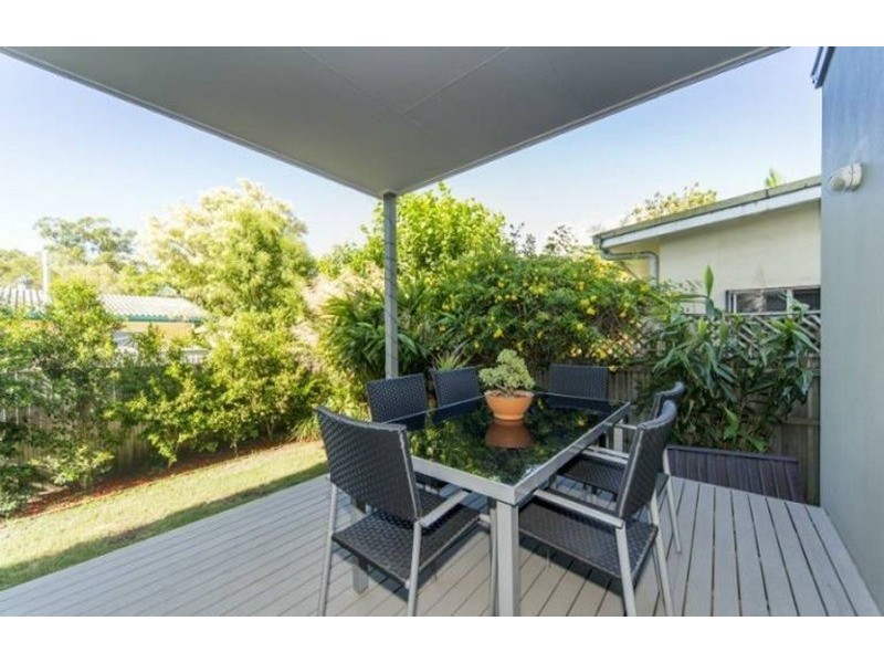 1/7 Penrock Parade, Labrador QLD 4215