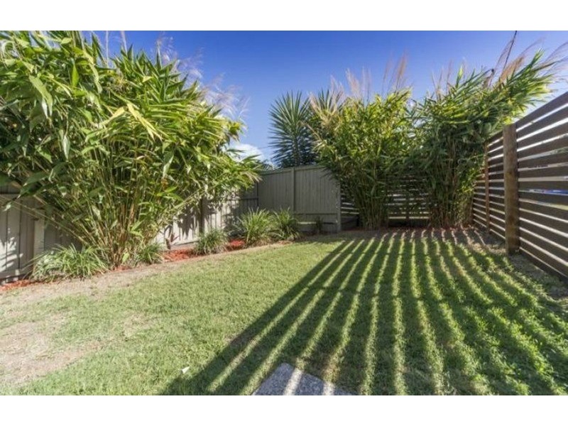 1/7 Penrock Parade, Labrador QLD 4215