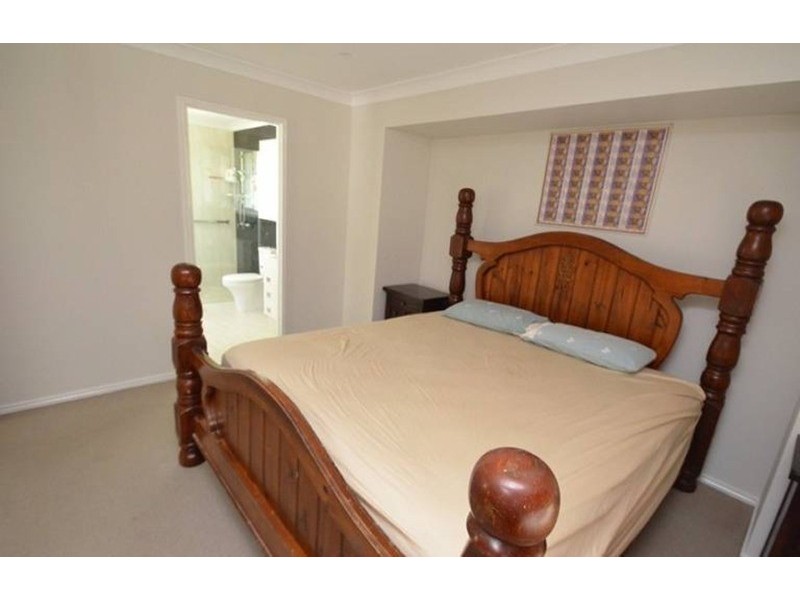 39  driftwood Place, Parkwood QLD 4214