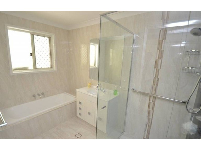 39  driftwood Place, Parkwood QLD 4214
