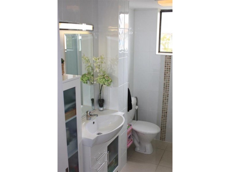 26/490 Marine Parade, Biggera Waters QLD 4216