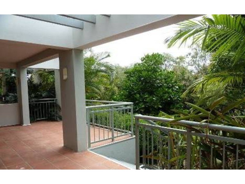 15/76 Chichester Drive, Arundel QLD 4214