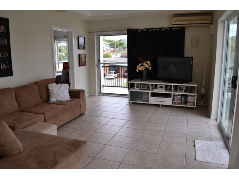4/97 Muir  Street, Labrador QLD 4215