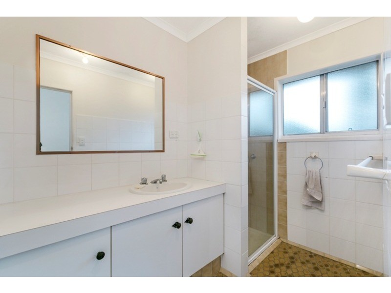 20 Golden  Crescent, Southport QLD 4215