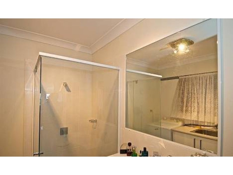 10/294 Marine Parade, Labrador QLD 4215