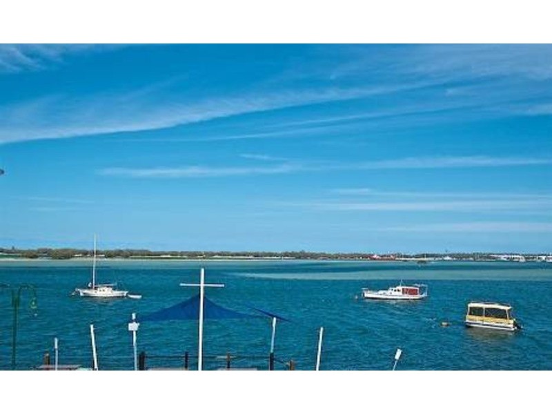 10/294 Marine Parade, Labrador QLD 4215