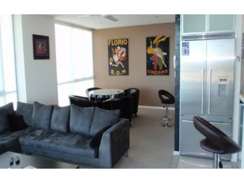 1707/1 Como Crescent, Southport QLD 4215