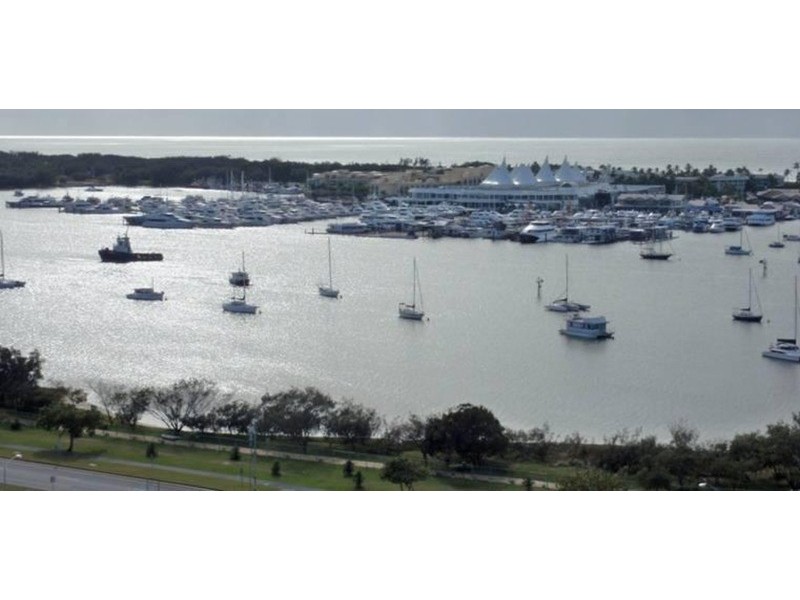 1707/1 Como Crescent, Southport QLD 4215