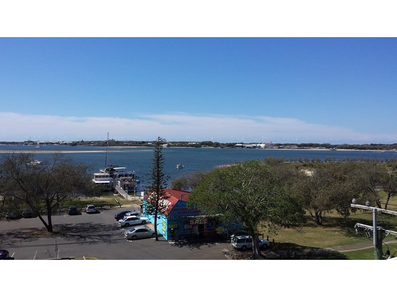 55/106 Marine Parade, Southport QLD 4215