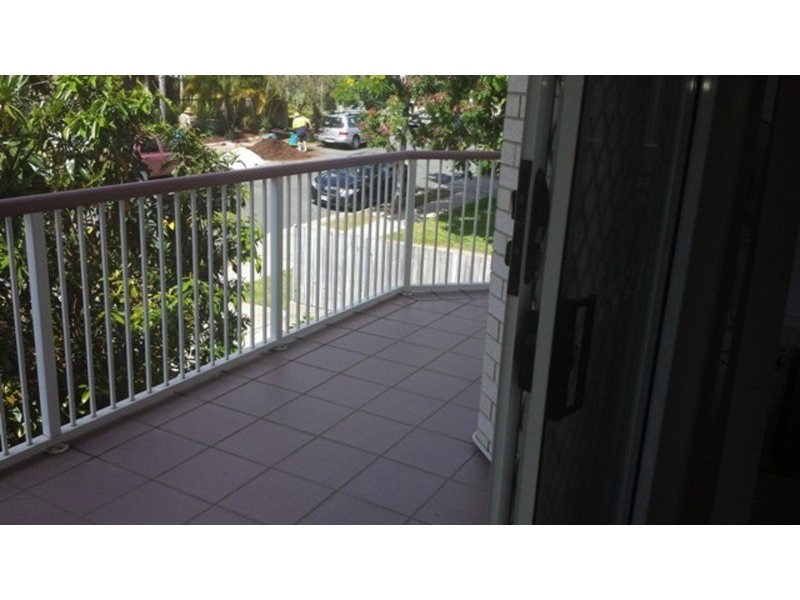 11/5 Lloyd Street, Southport QLD 4215