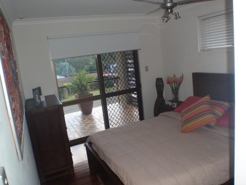 15 Buliti Street, Santa Barbara QLD 4212