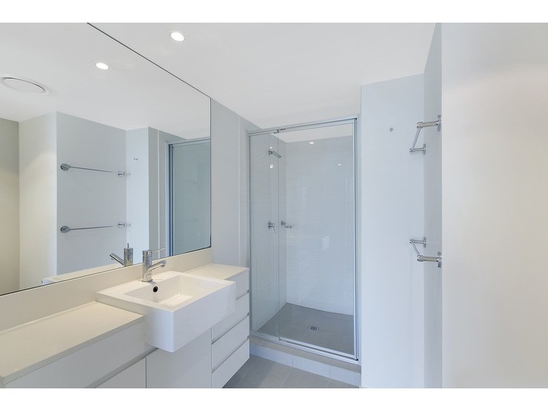 22705/5 Lawson Street, Southport QLD 4215