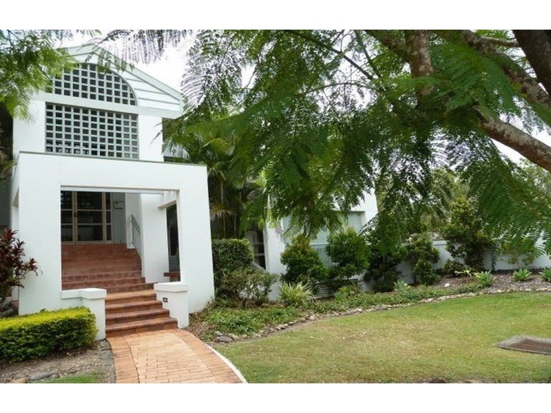 2/76 Chichester Street, Arundel QLD 4214