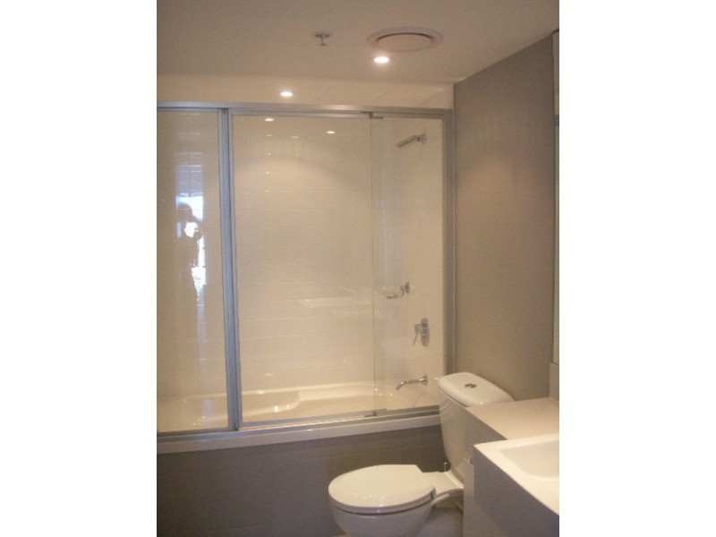 22702/5 Lawson Street, Southport QLD 4215