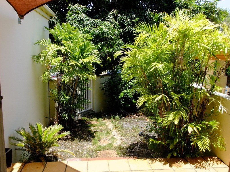 5/31 Chester  Terrace, Southport QLD 4215