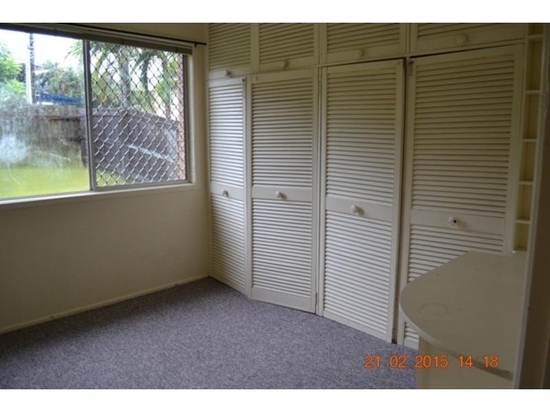 1/25 caroline Avenue, Southport QLD 4215