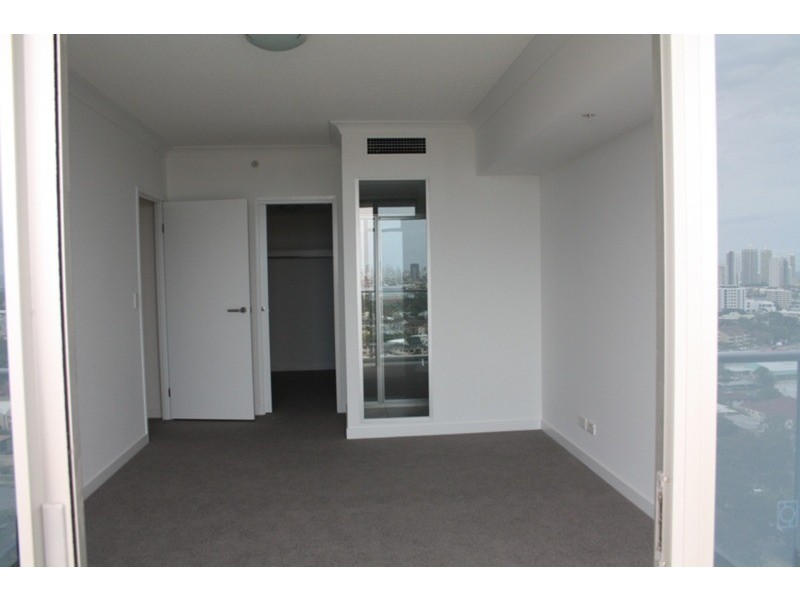 31304/9 Lawson Street, Southport QLD 4215
