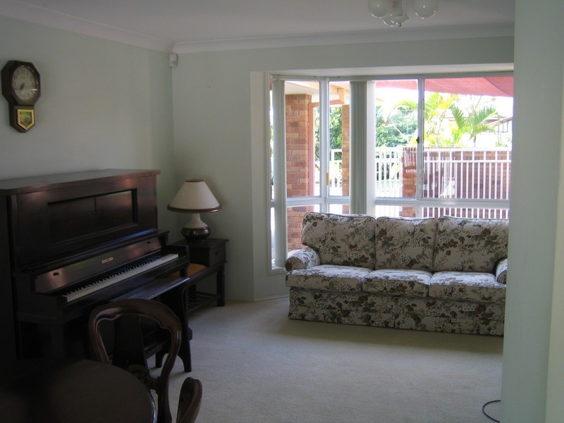 27 Everest Drive, Southport QLD 4215