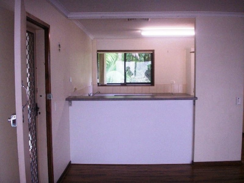 8/28a Marine Parade, Southport QLD 4215