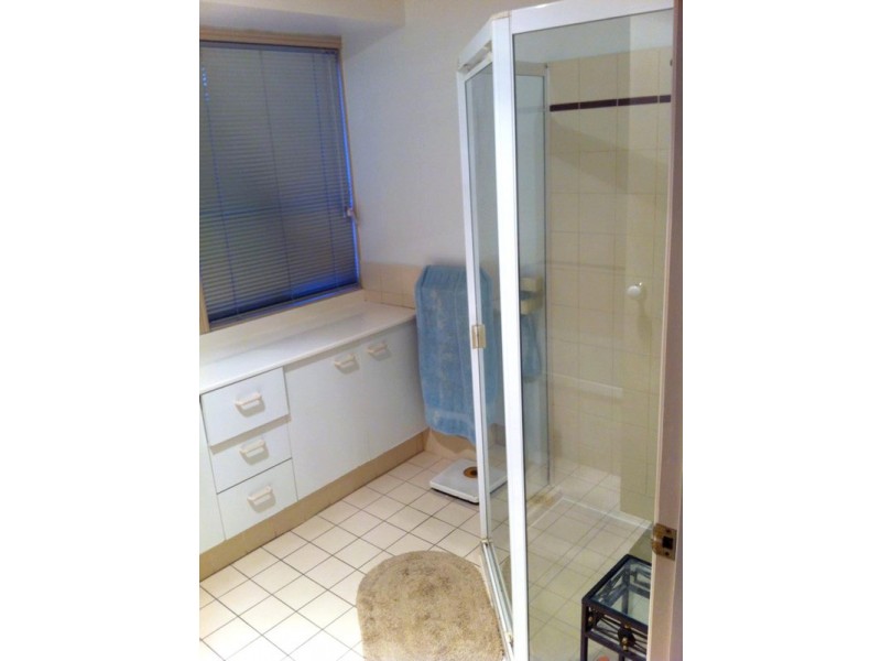 8/202 Queen Street, Southport QLD 4215