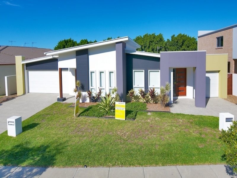 1/6 Compass Drive, Biggera Waters QLD 4216