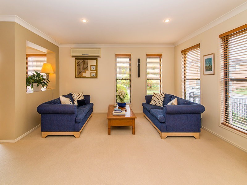 102A The Esplanade, Paradise Point QLD 4216