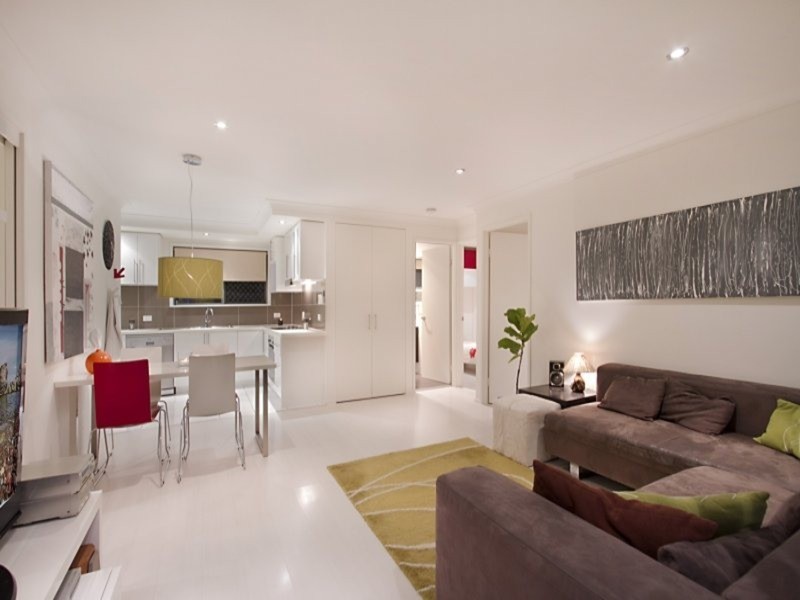 1/6 Royal Palm Court, Southport QLD 4215