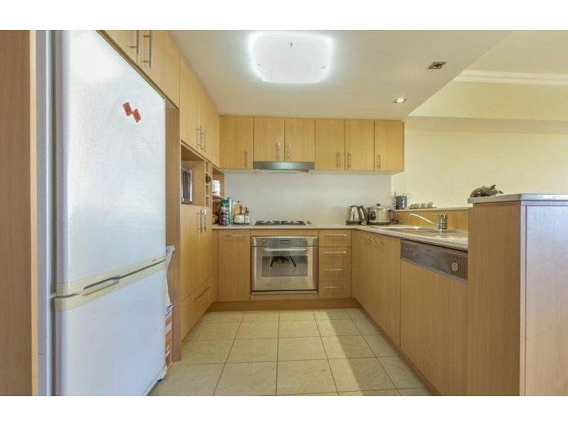 2004/50 Marine  Parade, Southport QLD 4215