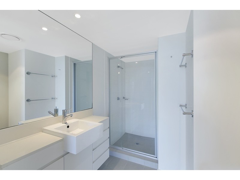 22705/5 Lawson Street, Southport QLD 4215